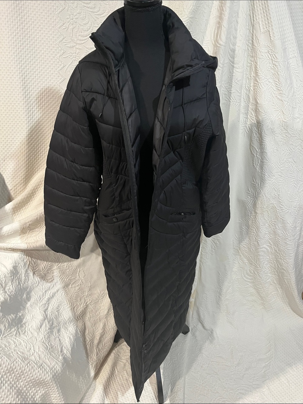Black Lane Bryant Quilted Maxi Puffer Coat, size 18/20